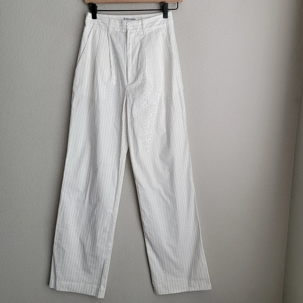 Reformation Oren Pant in White Stripe size 0 NWT